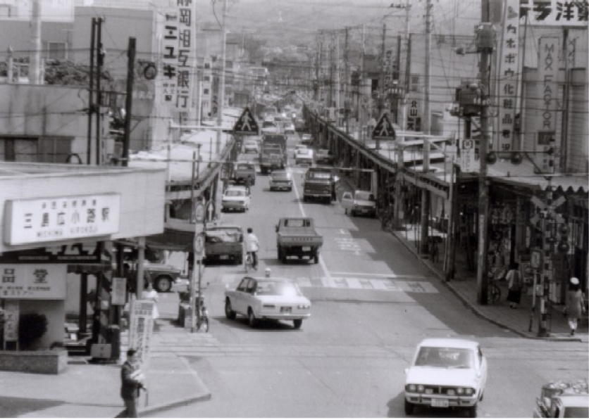 三島駅南口 昭和46年の写真